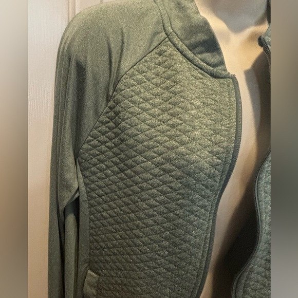 Columbia light green jacket size medium with zipper - Picture 2 of 4